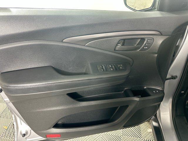 used 2022 Honda Passport car, priced at $29,842