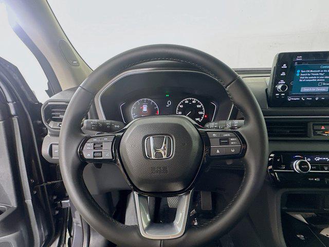 new 2025 Honda Pilot car, priced at $47,950