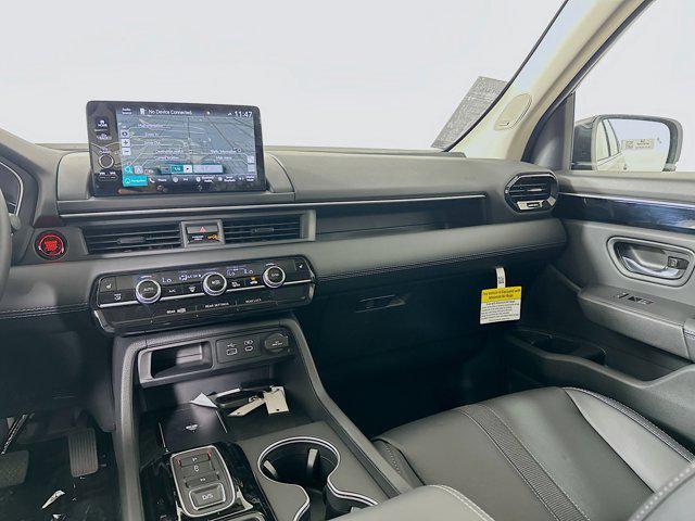 new 2025 Honda Pilot car, priced at $47,950