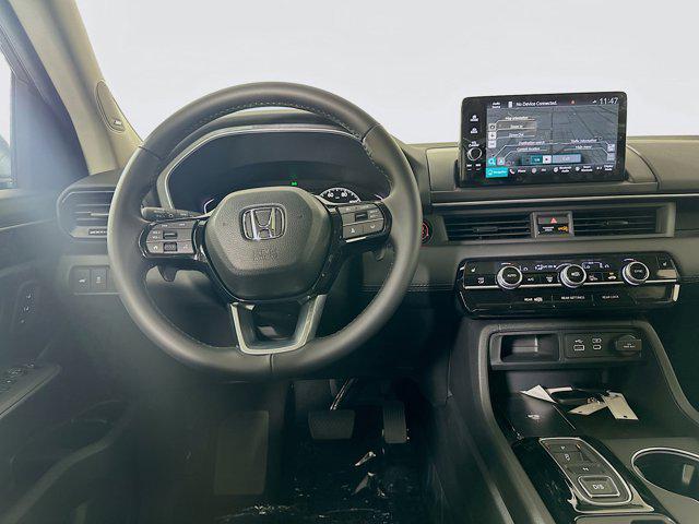 new 2025 Honda Pilot car, priced at $47,950