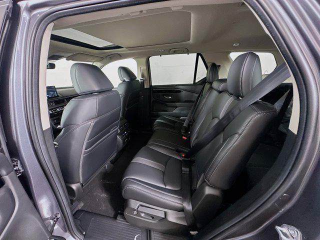 new 2025 Honda Pilot car, priced at $47,950