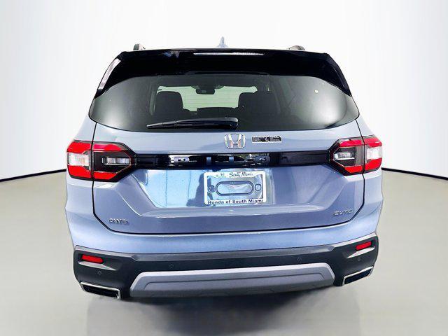 new 2025 Honda Pilot car, priced at $53,215