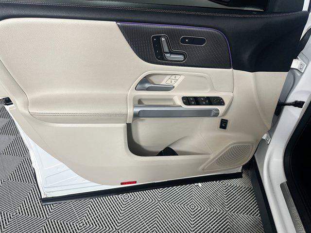 used 2021 Mercedes-Benz GLB 250 car, priced at $23,988