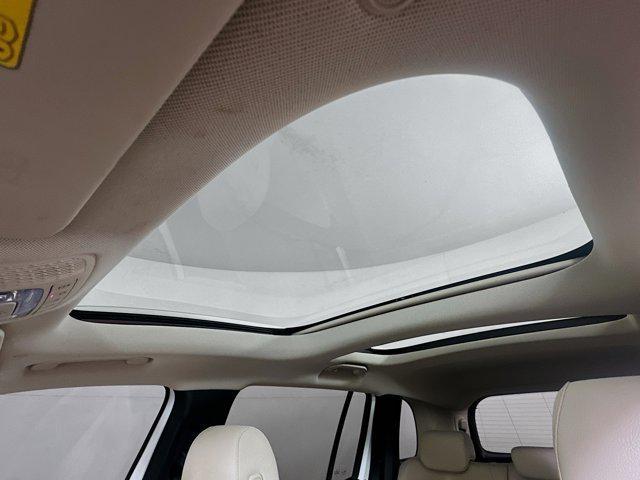 used 2021 Mercedes-Benz GLB 250 car, priced at $23,988