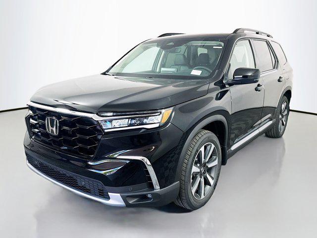 new 2025 Honda Pilot car, priced at $48,680