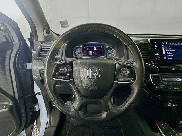 used 2022 Honda Pilot car, priced at $33,999