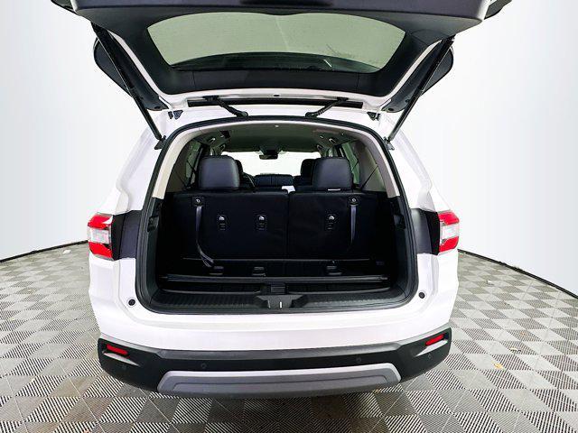 new 2025 Honda Pilot car, priced at $44,405