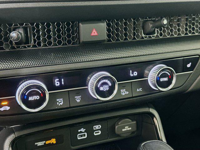 used 2024 Honda CR-V Hybrid car, priced at $33,462