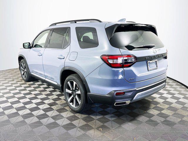 new 2025 Honda Pilot car, priced at $54,485