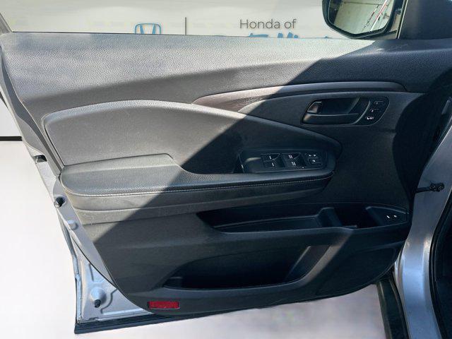 used 2022 Honda Passport car, priced at $22,566