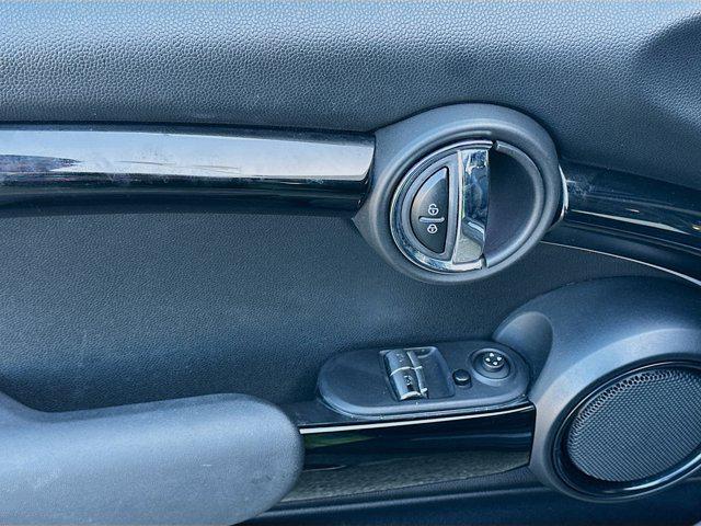 used 2023 MINI Hardtop car, priced at $22,888