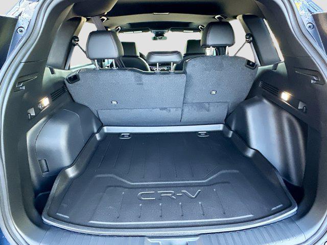 new 2026 Honda CR-V Hybrid car, priced at $38,975