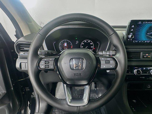 new 2025 Honda Pilot car, priced at $43,950