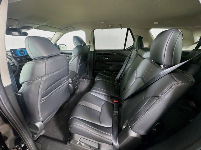 new 2025 Honda Pilot car, priced at $43,950