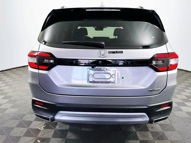 new 2025 Honda Pilot car, priced at $49,180
