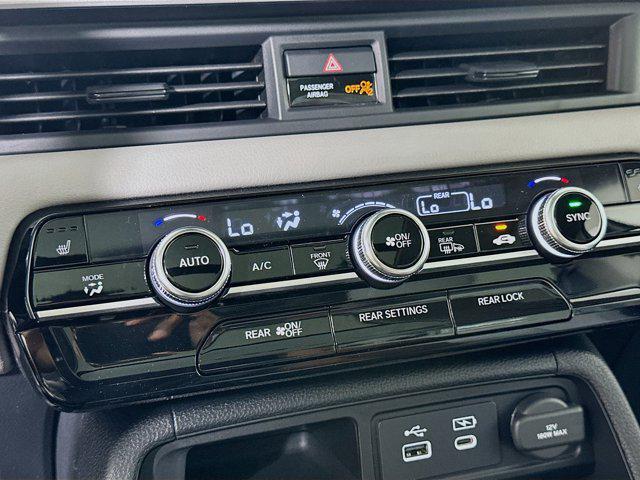 new 2025 Honda Pilot car, priced at $49,180