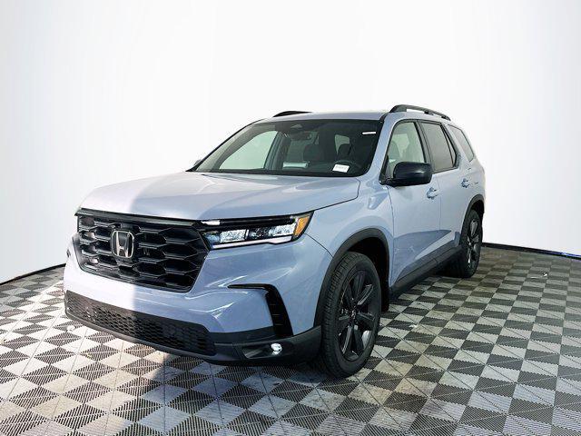 new 2025 Honda Pilot car, priced at $43,150