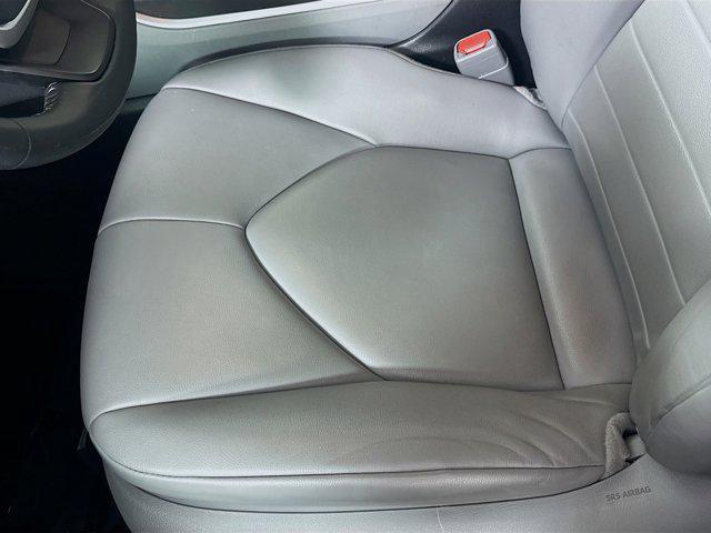 used 2022 Toyota Highlander car, priced at $34,152