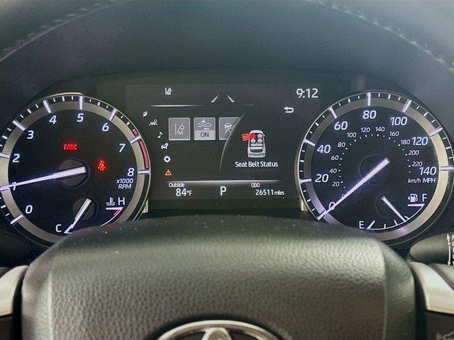 used 2022 Toyota Highlander car, priced at $34,152