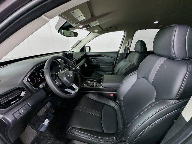 new 2025 Honda Pilot car, priced at $42,450