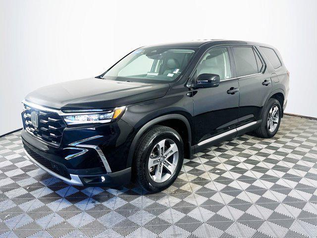 used 2023 Honda Pilot car, priced at $37,685