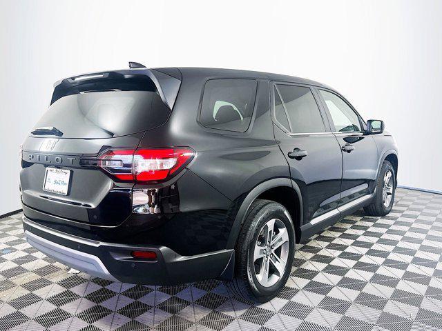 used 2023 Honda Pilot car, priced at $37,685