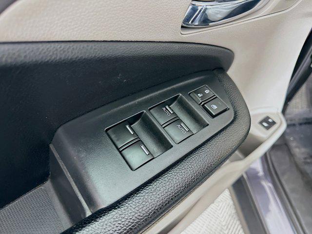 used 2022 Honda Pilot car, priced at $29,098