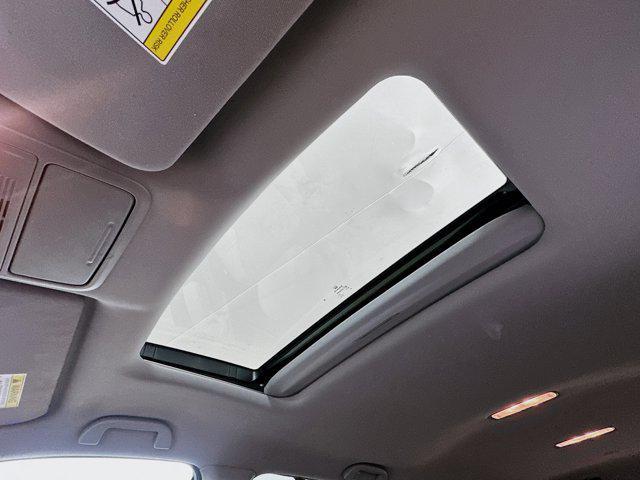 used 2022 Honda Pilot car, priced at $29,098
