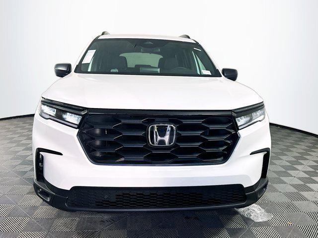 new 2025 Honda Pilot car, priced at $44,080