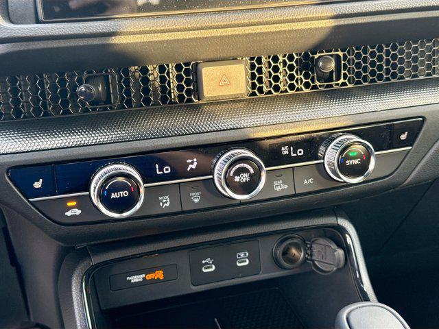 new 2026 Honda CR-V Hybrid car, priced at $37,835