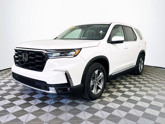used 2023 Honda Pilot car, priced at $35,499