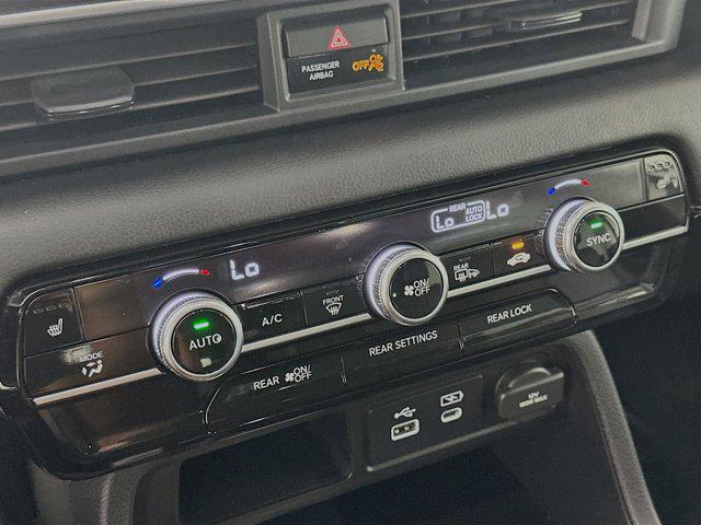 used 2023 Honda Pilot car, priced at $35,499