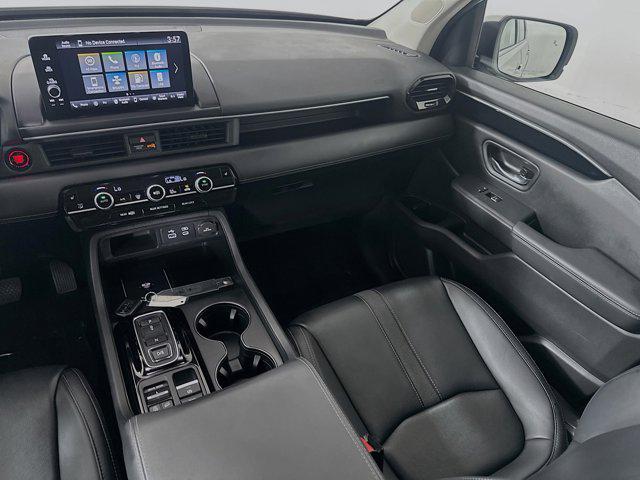 used 2023 Honda Pilot car, priced at $35,499