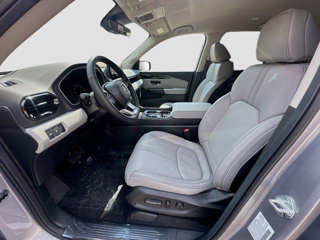 new 2025 Honda Pilot car, priced at $43,025