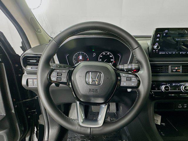 new 2025 Honda Pilot car, priced at $47,950