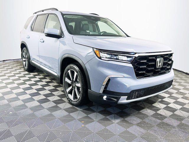 new 2025 Honda Pilot car, priced at $50,505