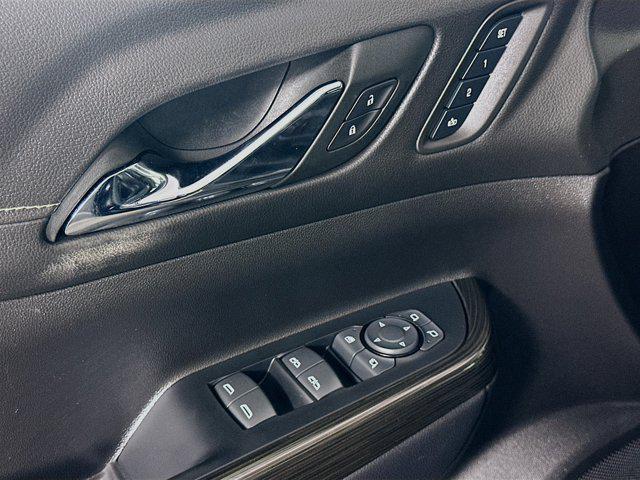 used 2023 GMC Acadia car, priced at $31,422