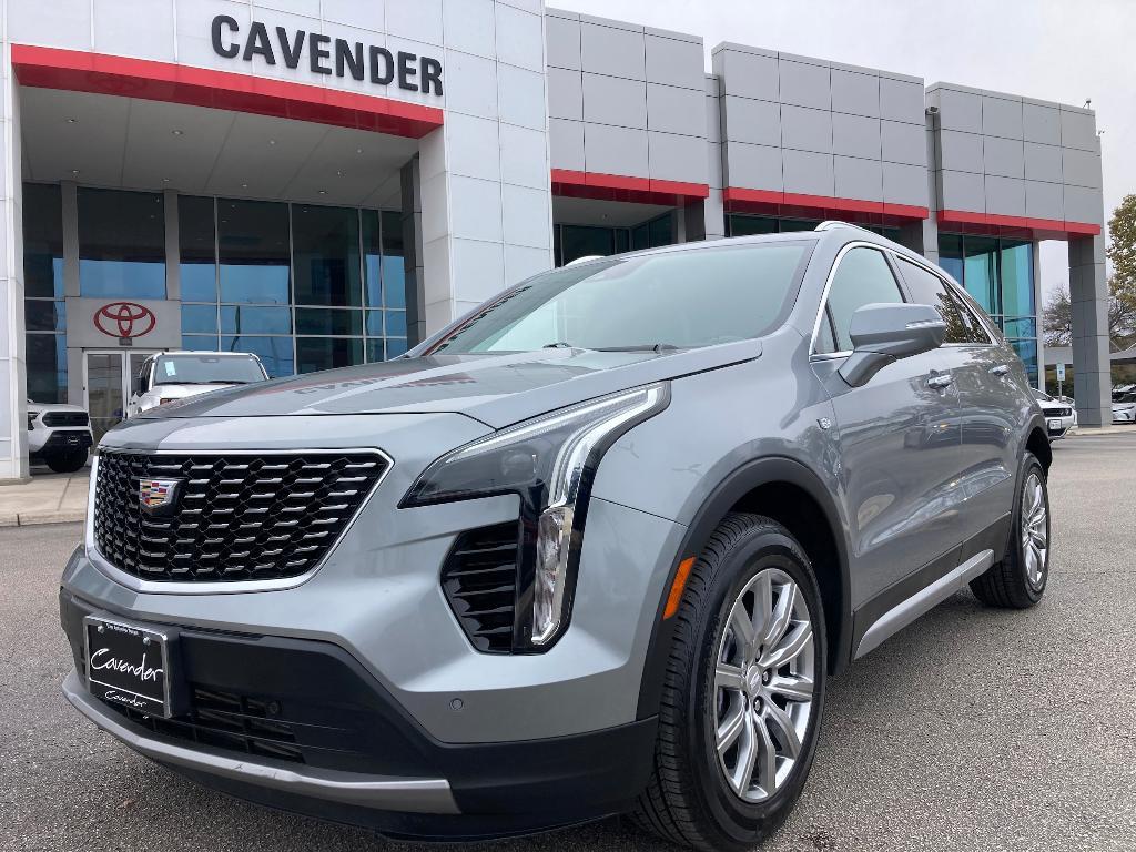 used 2023 Cadillac XT4 car, priced at $26,991