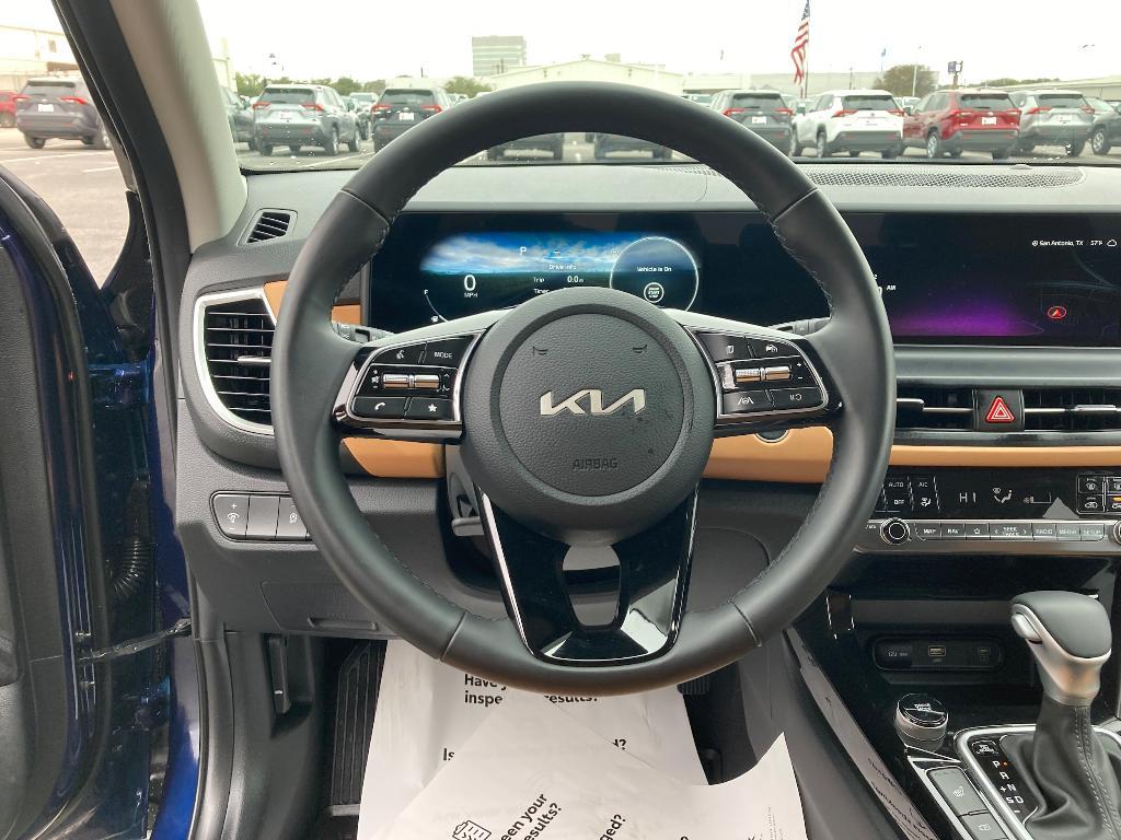 used 2025 Kia Seltos car, priced at $26,991