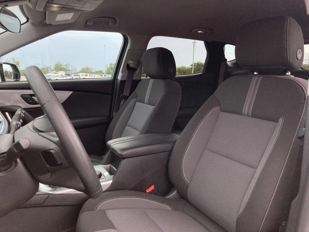 used 2025 Chevrolet Blazer car, priced at $25,894