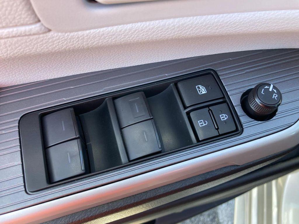 used 2025 Toyota Sienna car, priced at $45,991