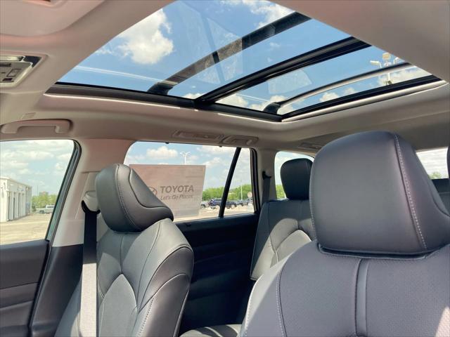 new 2025 Toyota Grand Highlander car, priced at $55,787