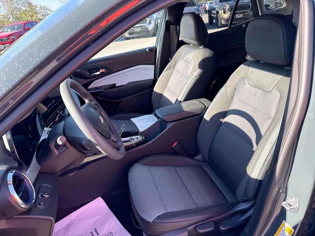 used 2025 Chevrolet Trax car, priced at $20,991
