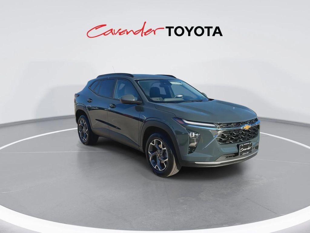 used 2025 Chevrolet Trax car, priced at $20,991