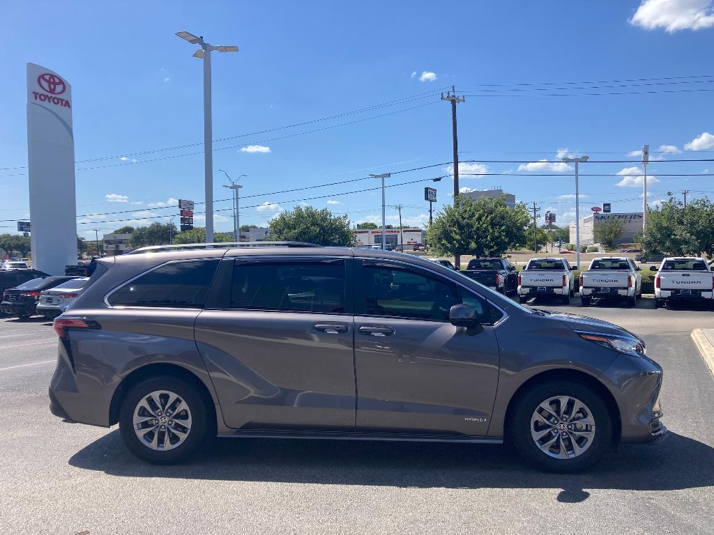 used 2021 Toyota Sienna car, priced at $31,995