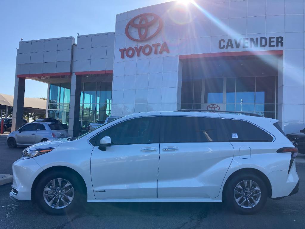 used 2021 Toyota Sienna car, priced at $37,995