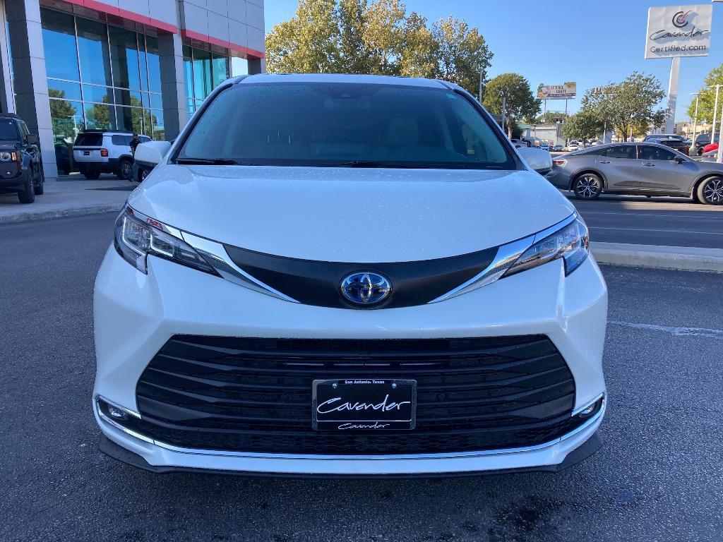 used 2021 Toyota Sienna car, priced at $37,995