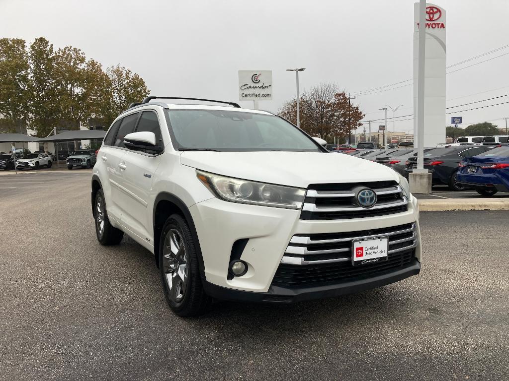 used 2017 Toyota Highlander Hybrid car, priced at $25,791