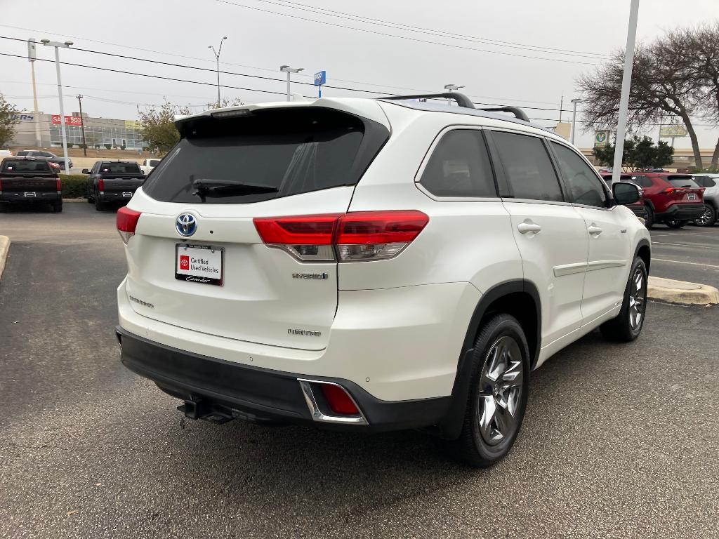 used 2017 Toyota Highlander Hybrid car, priced at $25,791