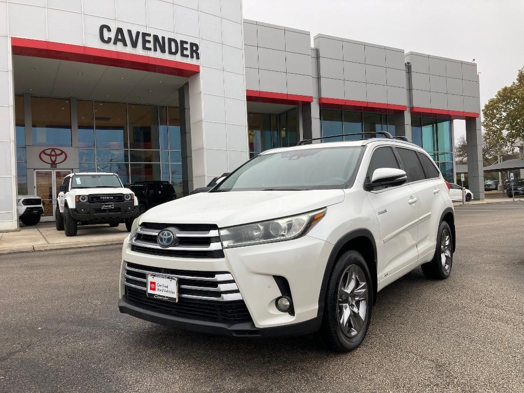 used 2017 Toyota Highlander Hybrid car, priced at $25,791